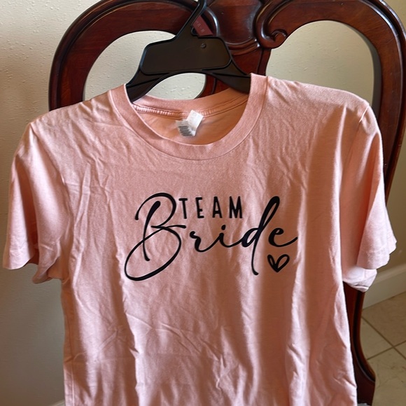 Team Bride t- shirt - Picture 2 of 3